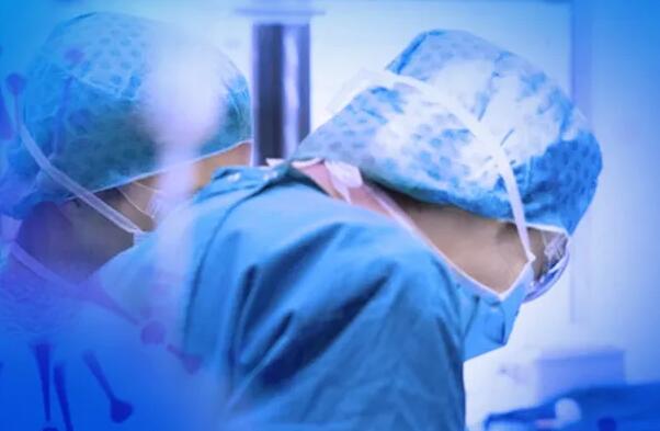 麗晶光電：心系客戶(hù)，守望相助！